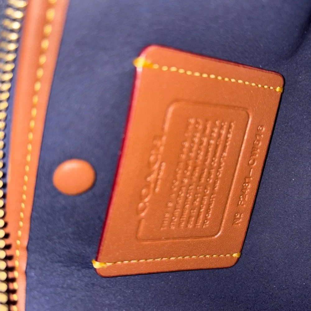 Coach  Empire 40 Carryall bag in Navy - Picture 11 of 14